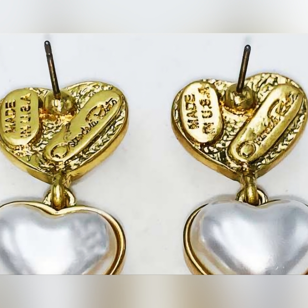 OSCAR de la RENTA Gold Puffy Heart Pearl Drop Earrings - Picture 5 of 6